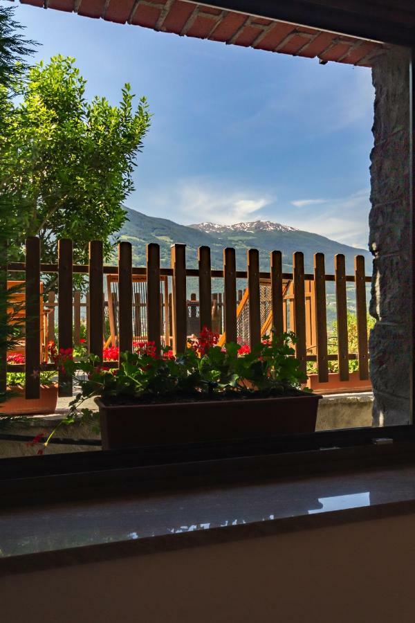 Vistarelax Apartment อาออสตา ภายนอก รูปภาพ