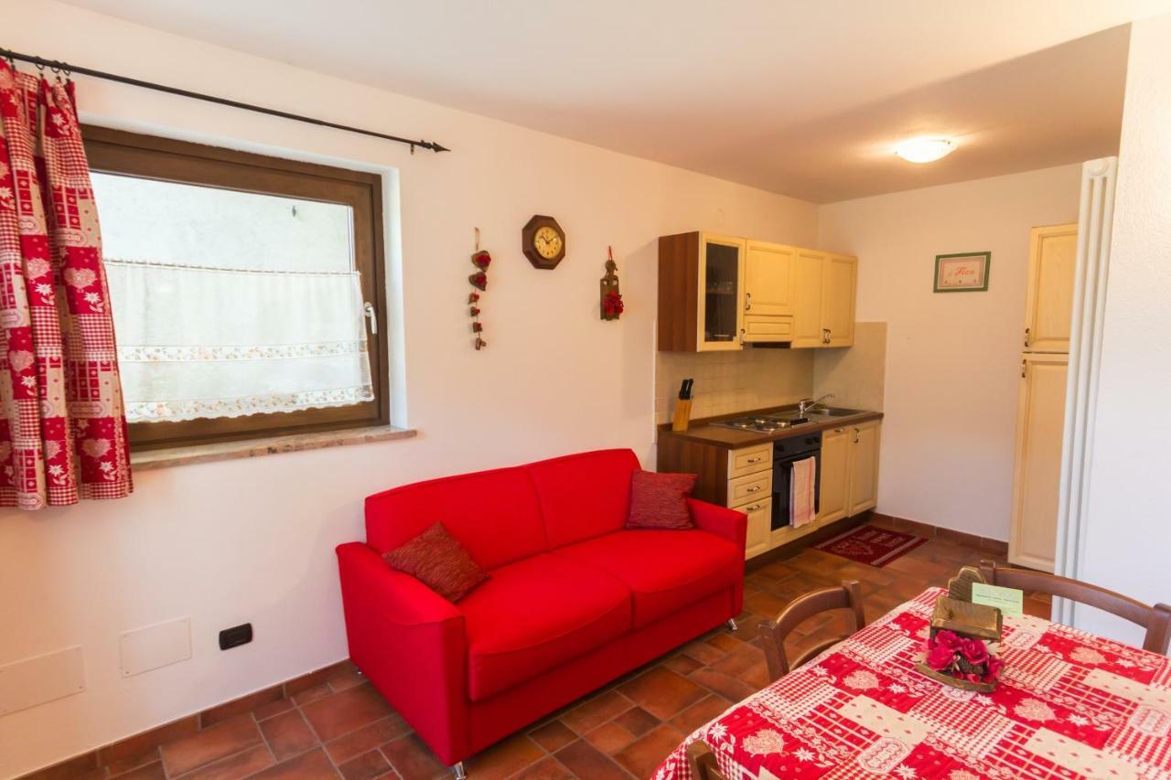 Vistarelax Apartment อาออสตา ภายนอก รูปภาพ